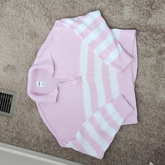 Collared Crop Top - Picture 1 of 8